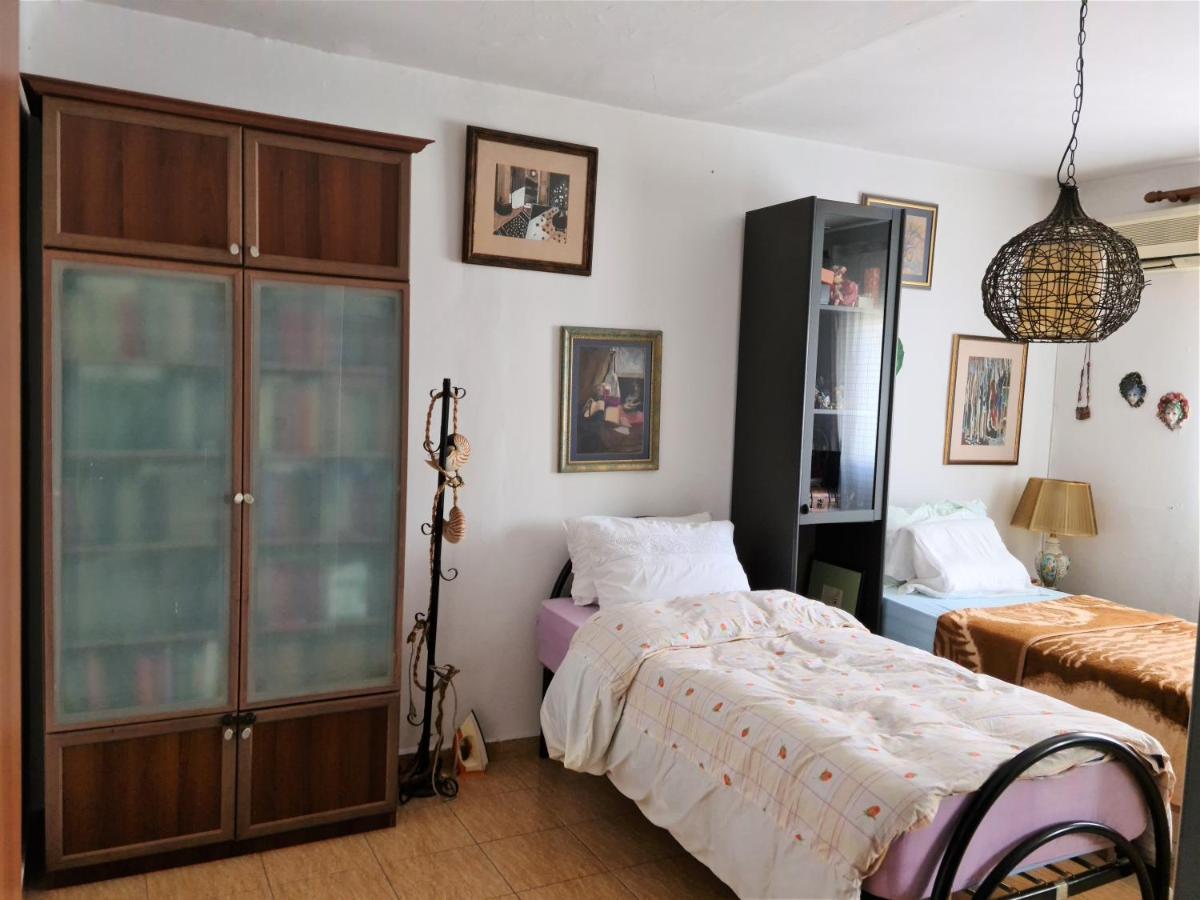 2-Bedroom Apartment With Dajti Mountain View Tirana Exterior photo