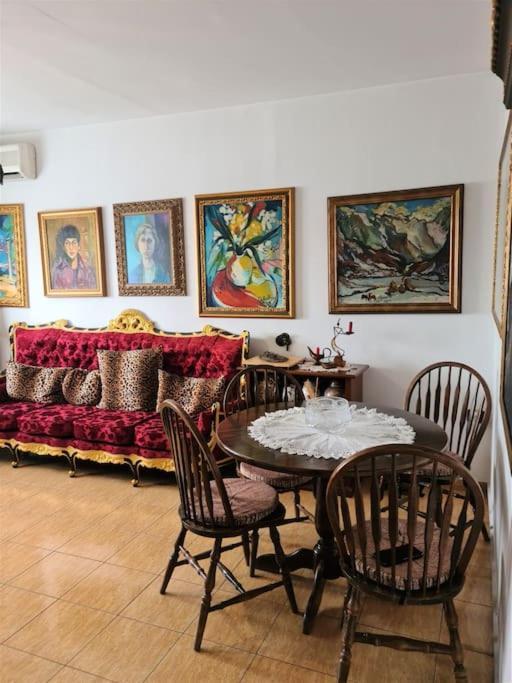 2-Bedroom Apartment With Dajti Mountain View Tirana Exterior photo